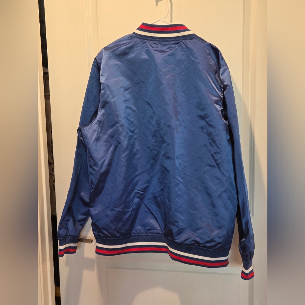 Stranger Things Blue WSOX 94.5 FM Graphic Satin Bomber Jacket - Picture 3 of 3